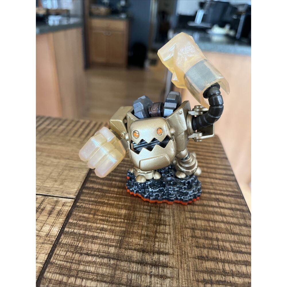 Activision 2014 Skylanders Trap Team Figures Jawbreaker Tech Type Trap Master